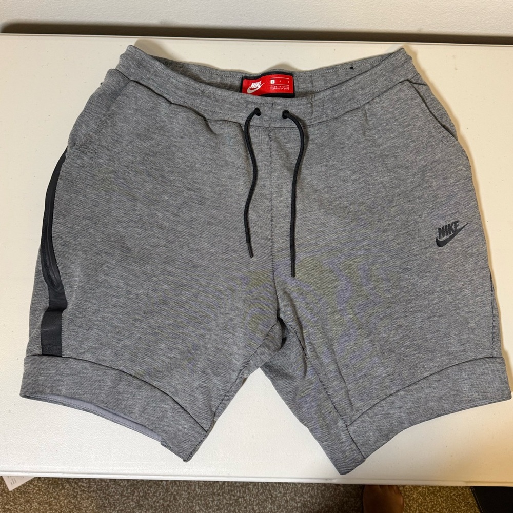 Nike Men's Athletic Gray Shorts